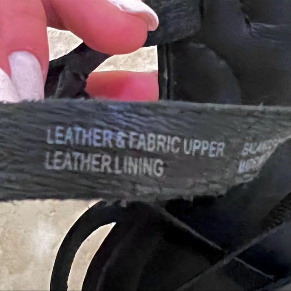 BORN Taj‎ Active Sandals - Picture 4 of 13